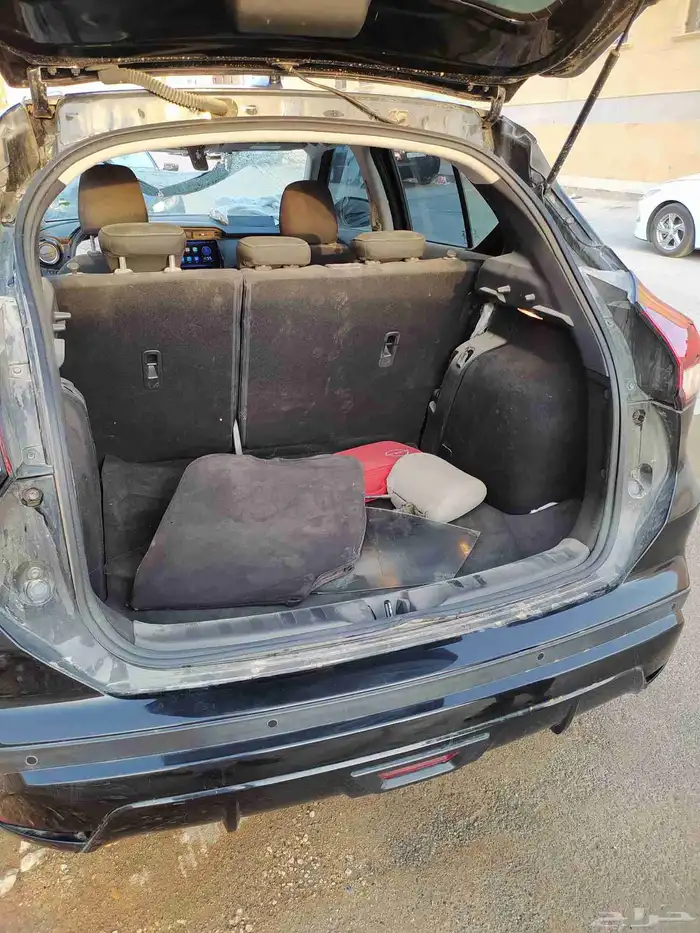 نيسان كيكس 2024 مصدومة 4