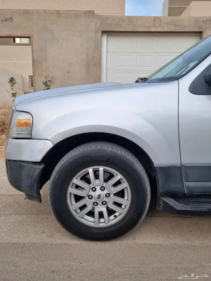 فورد اكسبيدشن 2013 2