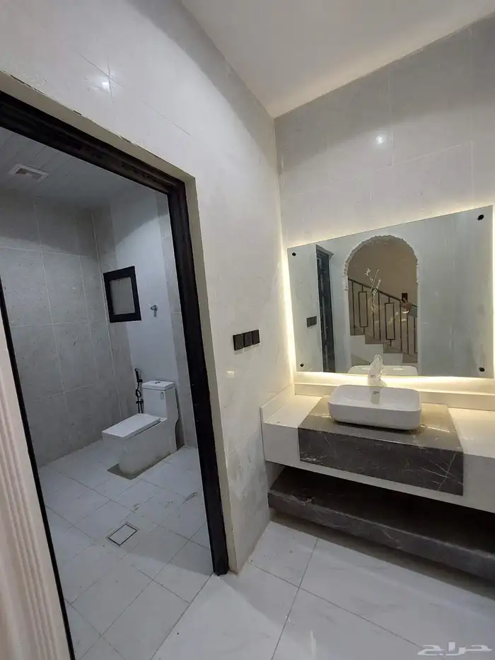 للبيع شقه تمليك أرضية نظم دبلكس مخطط 91جديدة 6 غرف وصالة وس 14