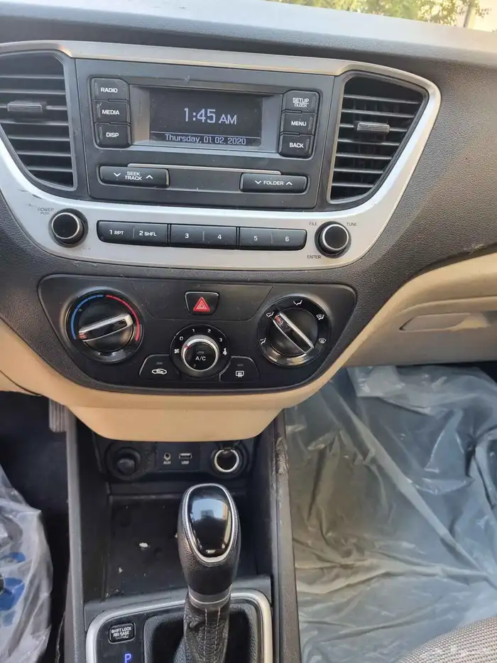 هيونداي اكسنت 2020 7