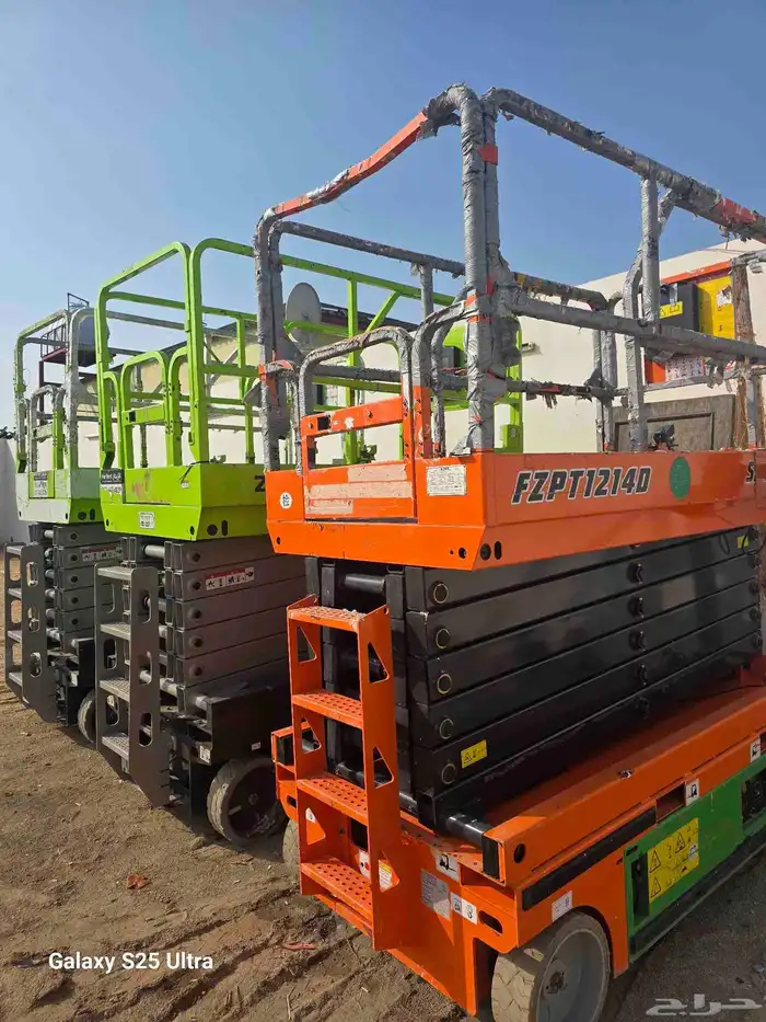 سيزرلفت للايجار رافعه مقصيه للايجار رافعات مقصيه للايجار كهب 0