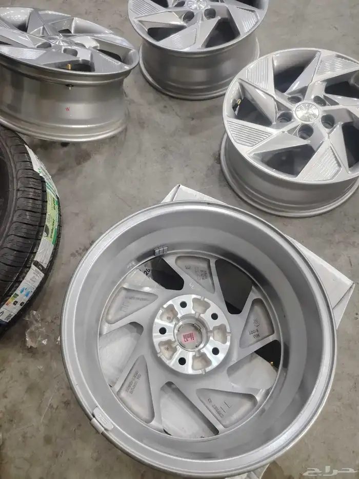 جنوط هيونداي سوناتا 2025 استنادر أصلية اصفار مقاس 16 5