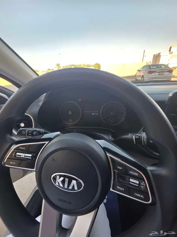 للبيع كيا سيراتو 2021 فضي 33