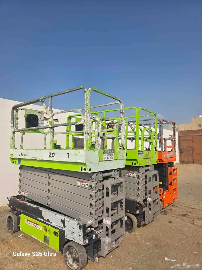 سيزرلفت للايجار رافعه مقصيه للايجار رافعات مقصيه للايجار كهب 4