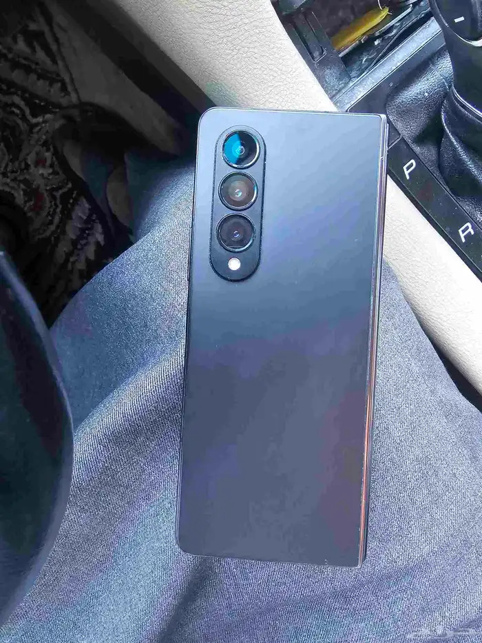 جالاكسي فولد 4 امريكي لغه انجليزي 1