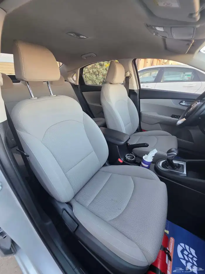 للبيع كيا سيراتو 2021 فضي 30