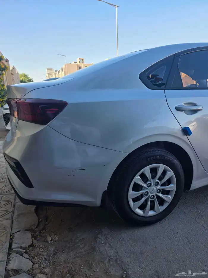 للبيع كيا سيراتو 2021 فضي 8