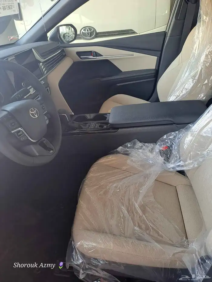 تويوتا كاميري LE نص فل هيبر موديل 2025 4