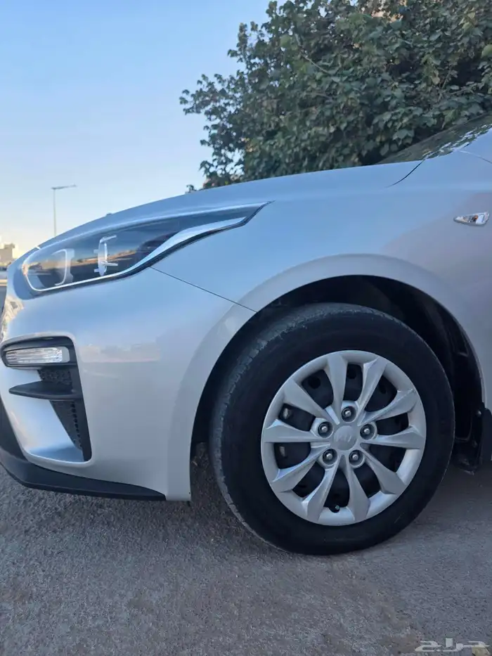 للبيع كيا سيراتو 2021 فضي 2