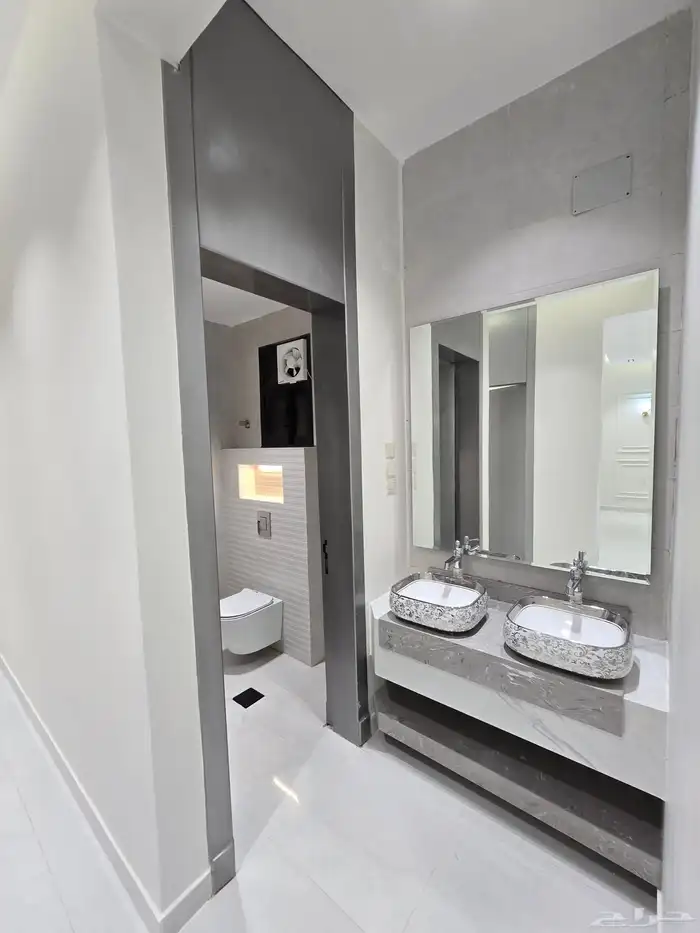 للبيع شقق ارضيه وعلويه مداخل سياره كامل خدمات تشطيب ممتاز 10