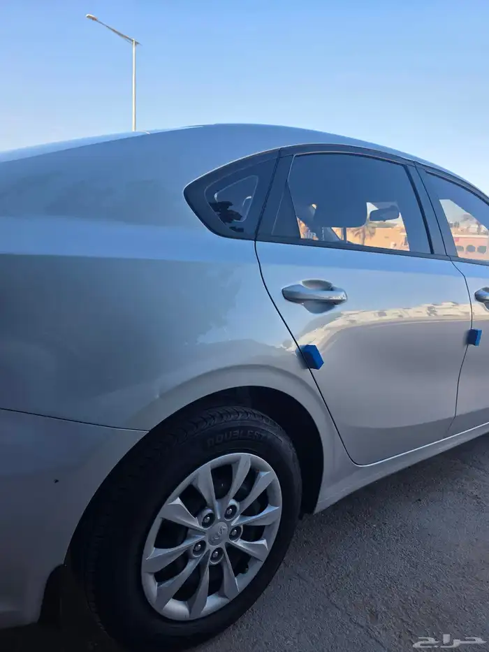 للبيع كيا سيراتو 2021 فضي 10