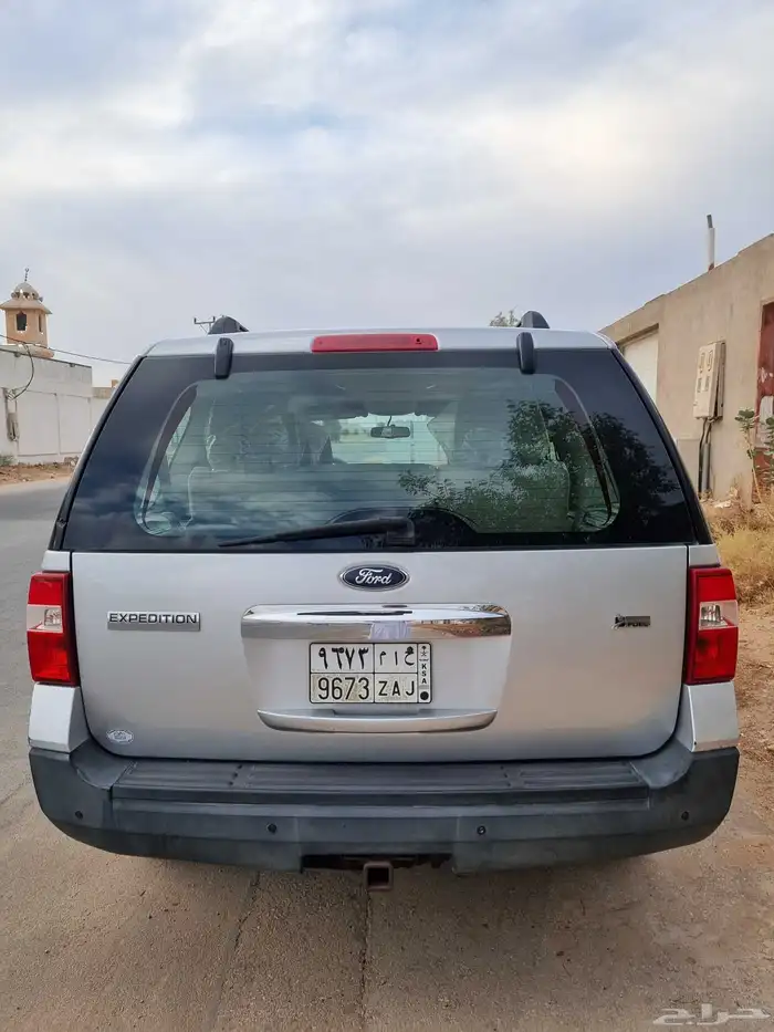 فورد اكسبيدشن 2013 4