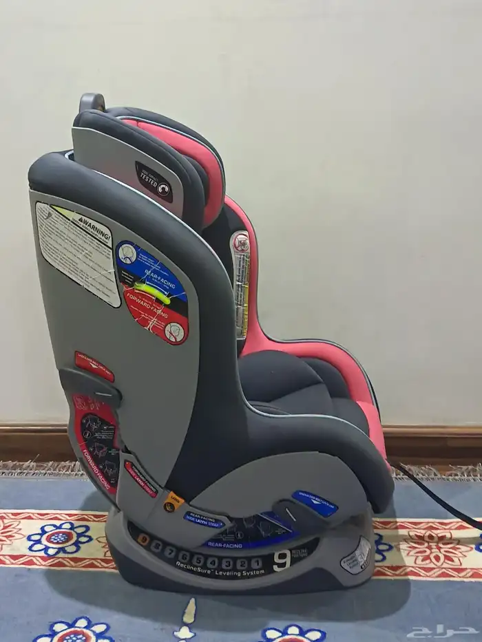 كرسي اطفال للسيارة 1