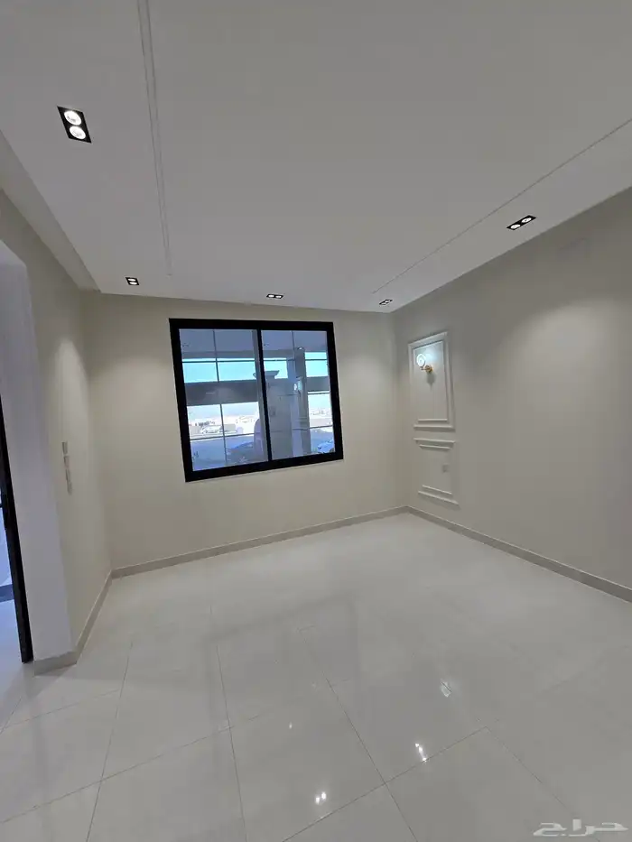 للبيع شقق ارضيه وعلويه مداخل سياره كامل خدمات تشطيب ممتاز 3