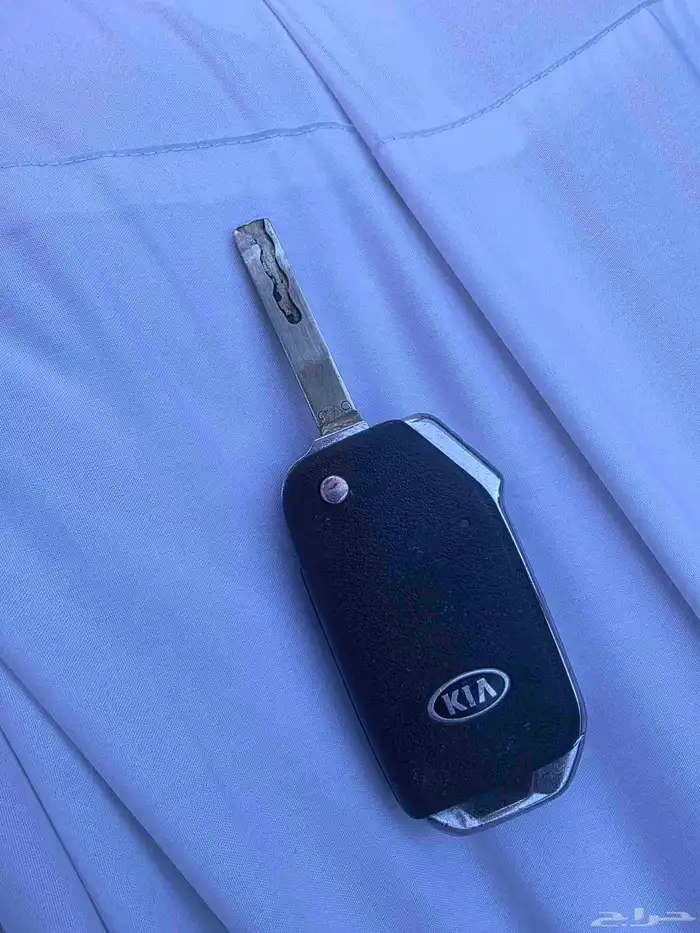 للبيع كيا سيراتو 2021 فضي 41