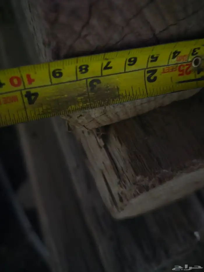 مربيع للبيع 4م و3م العرض 10سم. الحدد حولي 10 مربوعه نضيفه 8