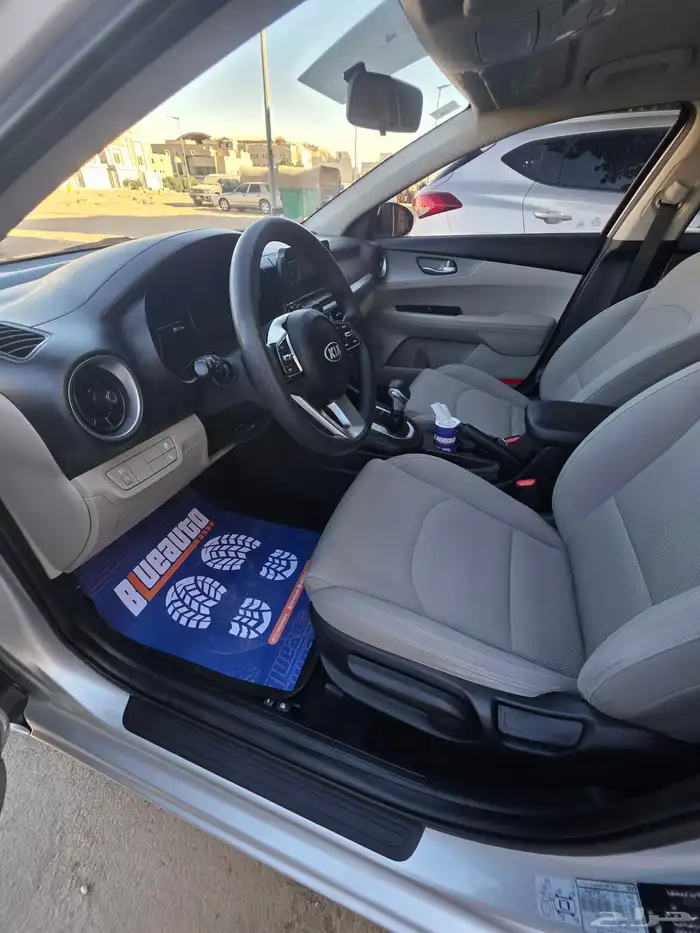 للبيع كيا سيراتو 2021 فضي 26