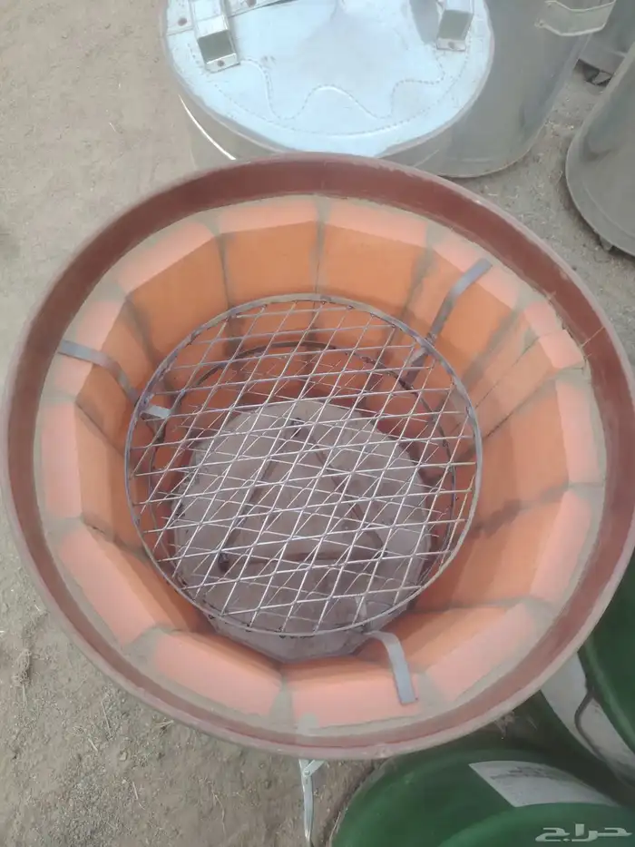 فحم وحطب وبراميل مندي فخاريات 0