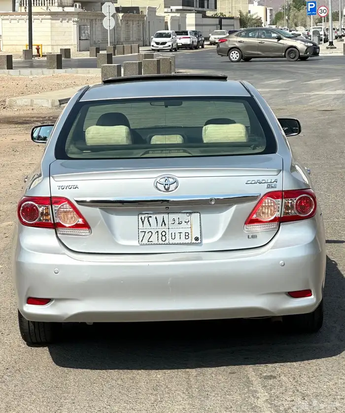 كورولا 2011 فل كامل للبيع 6