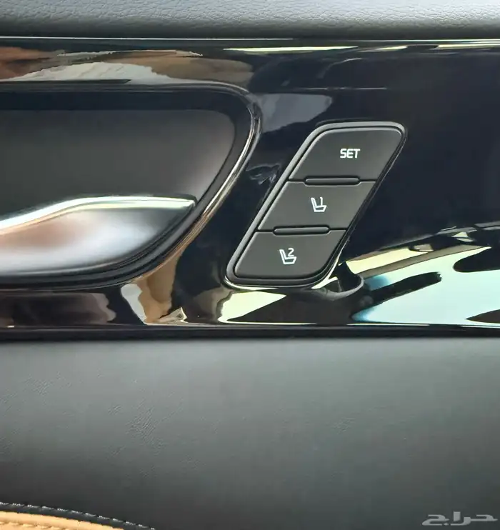 كيا كادينزا 2020 ( بنزين ) فل كامل اعلى نوع شبه جديدة للبيع 21