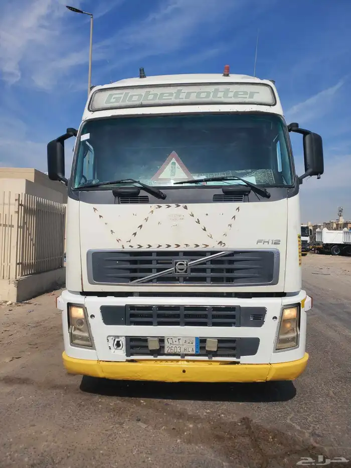 تريله للبيع فلفو مديل 2005مكينه قير علالشرط فحص جديد 1