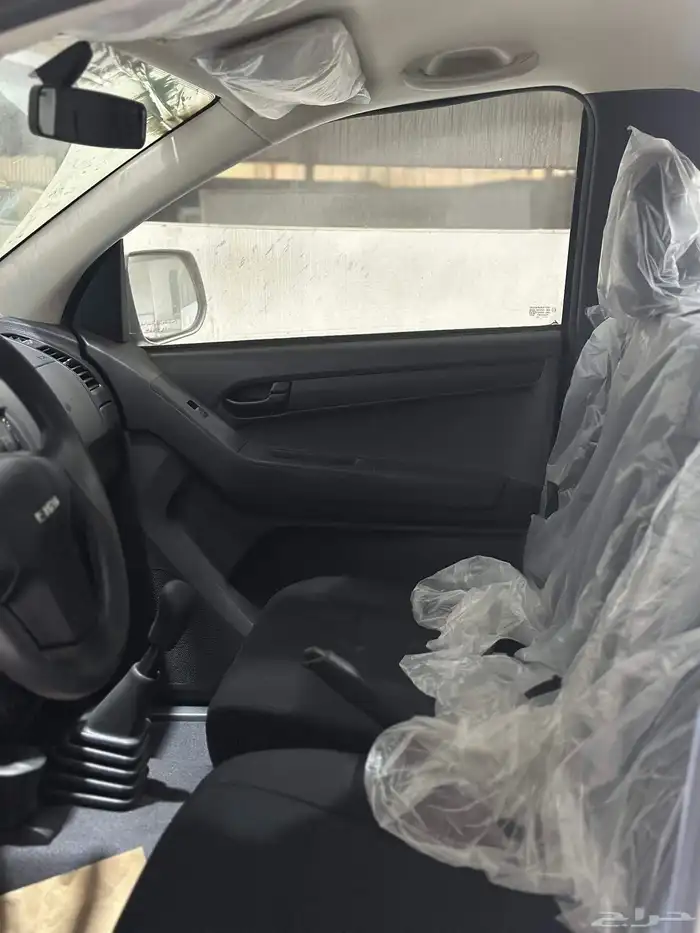 إيسوزو ديماكس 2025 9