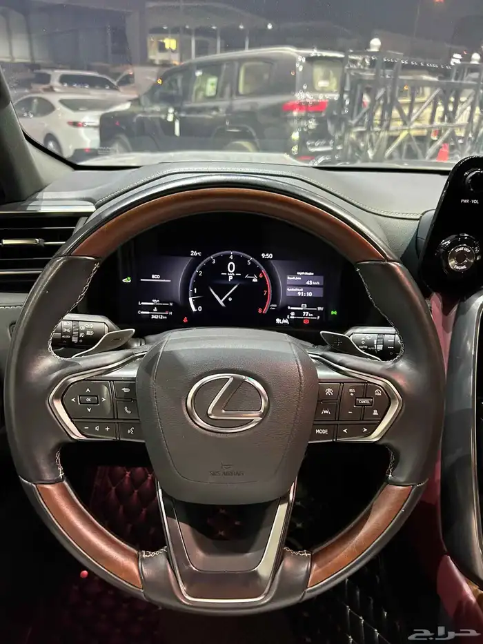 لكزس LX 600 BB فل 2025 وارد الساير عداد 34 الف كيلو 10