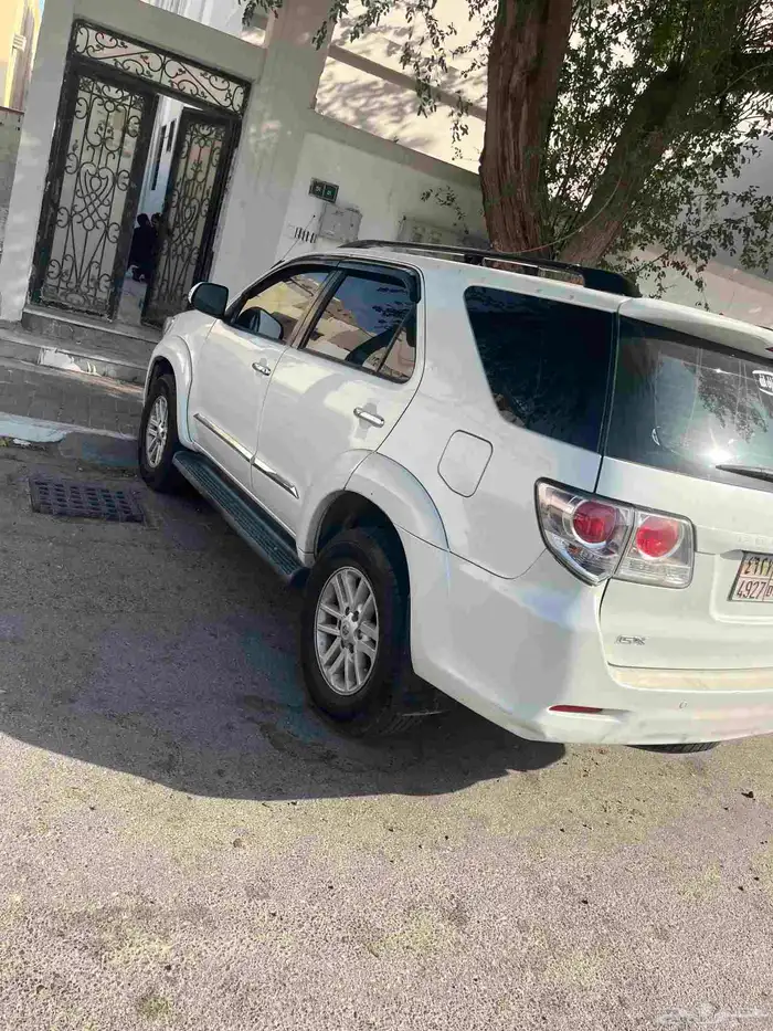 فورشنر 2013 بدي وكاله جير ومكينه وكاله ممشى قليل 220 الف 2