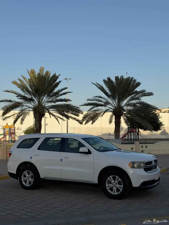 دودج دورانجو 2013 نظيف 4