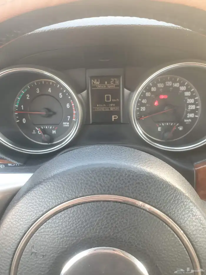 jeep grand chrokee 2011 140 km 5