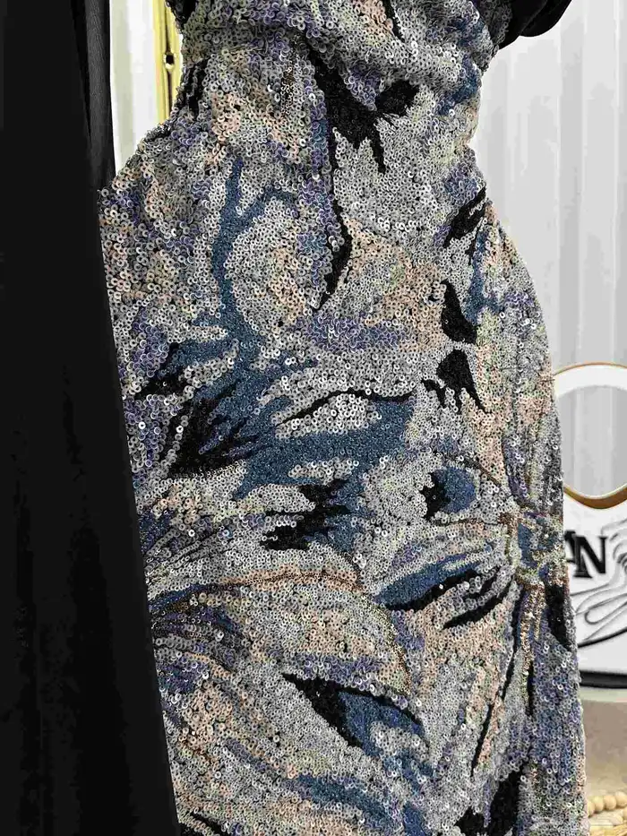 فساتين نسائية فاخرة للبيع 11