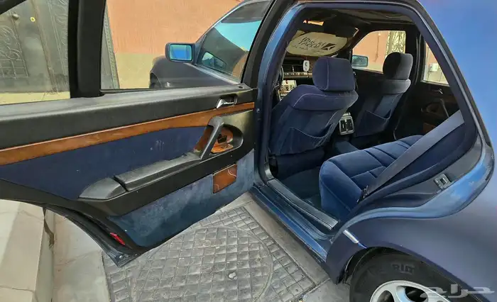 للبيع مرسيدس شبح 5