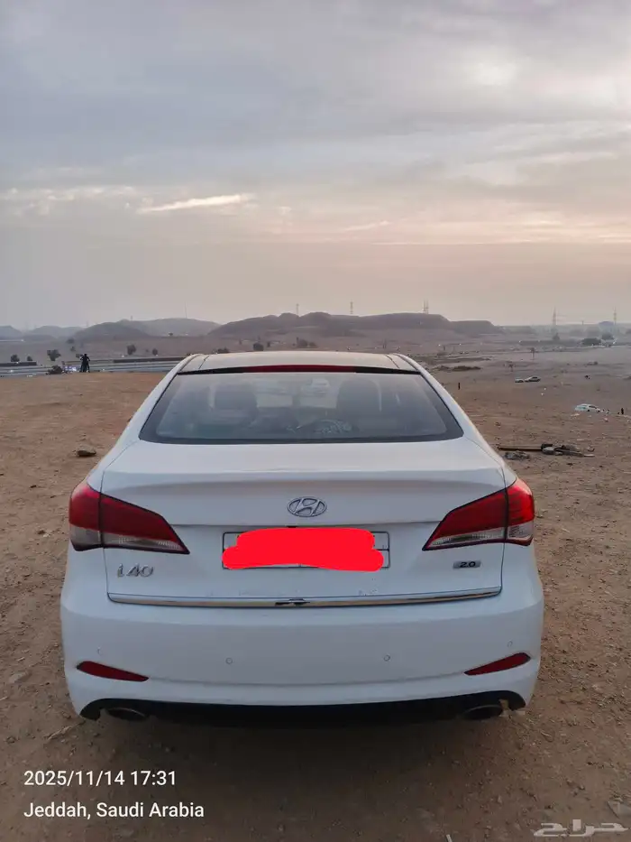 Hyundai i40 2015 full options milage 400 2