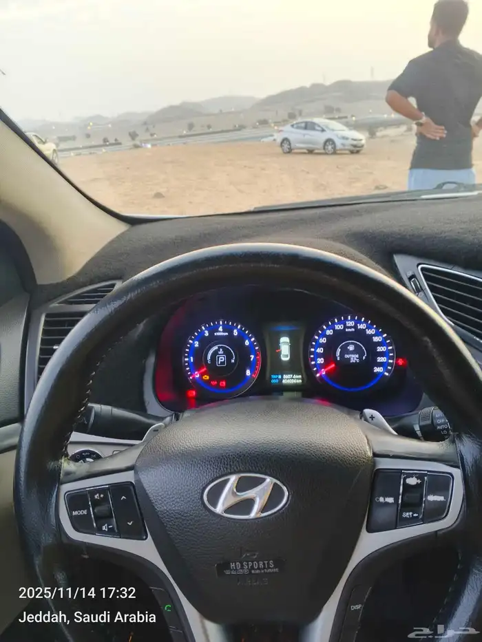 Hyundai i40 2015 full options milage 400 3