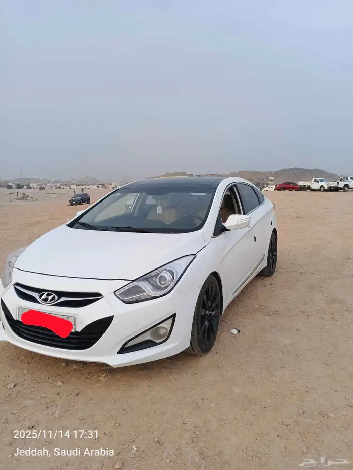 Hyundai i40 2015 full options milage 400 1