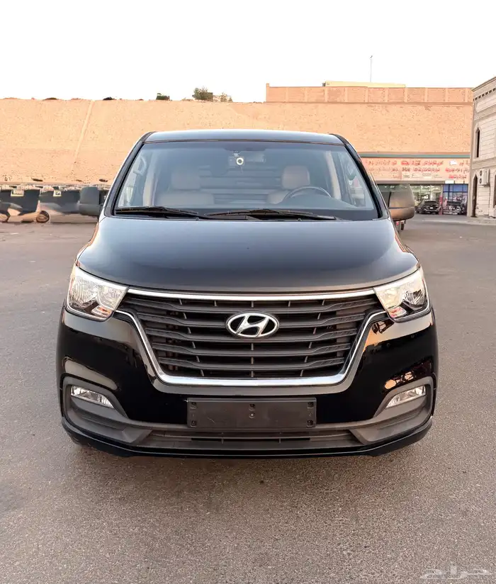 هيونداي H1 استاريكس 2020 فان بضاعه بحالة الوكاله للبيع 1