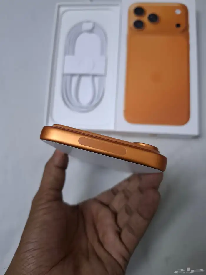 Iphone 17 pro max 256gb cosmic orange new only open box 6