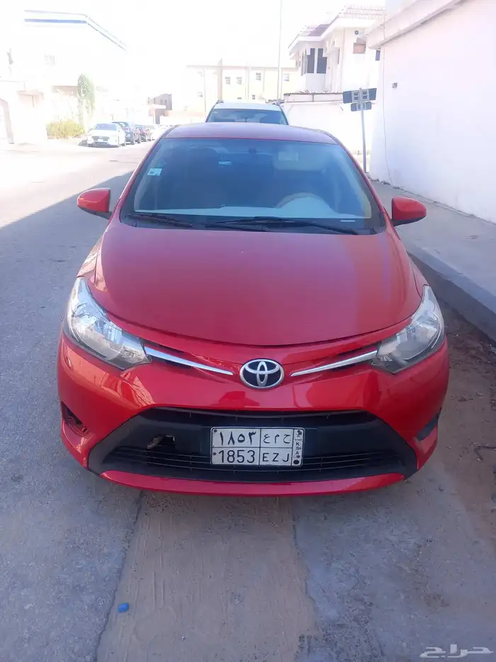 ياريس استاند قير اوتوتيك 5