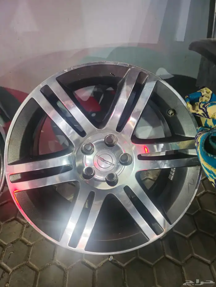 جنوط وكاله كرايزلر دودج مقاس 18 نظيفه 2