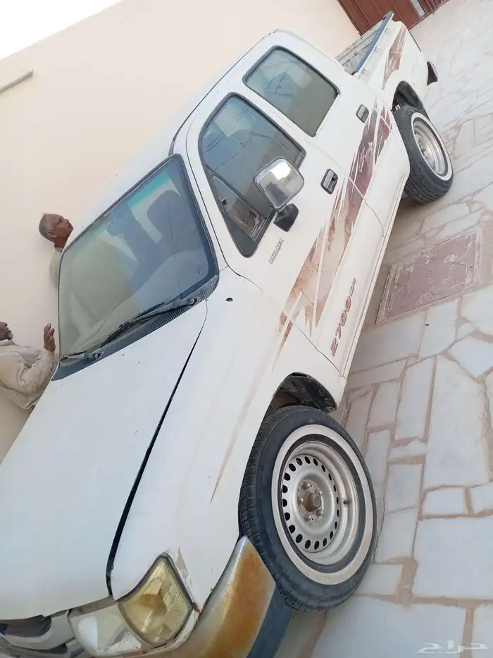 تويوتا هايلوكس اثنين غماره 3