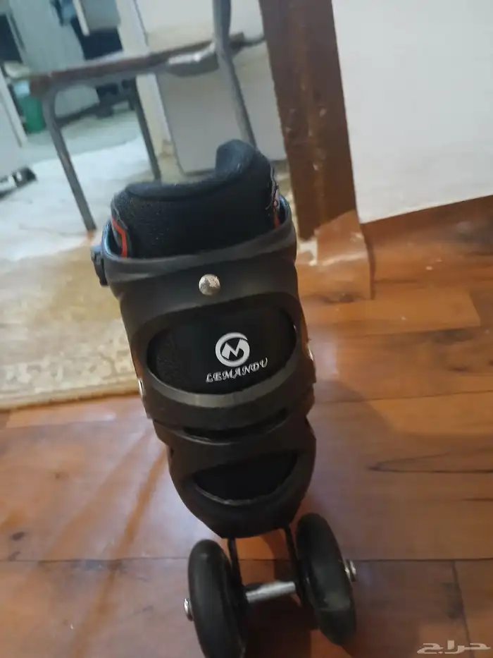 حذاء تزلج أستعمال خفيف السعر 120 وقابل لتفاوض 4