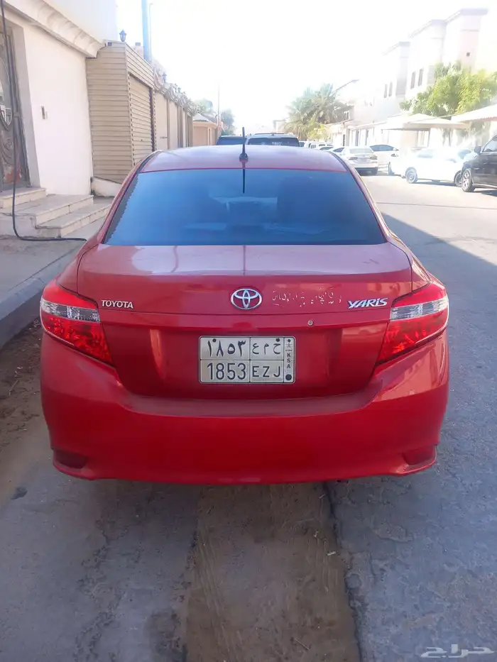 ياريس استاند قير اوتوتيك 6