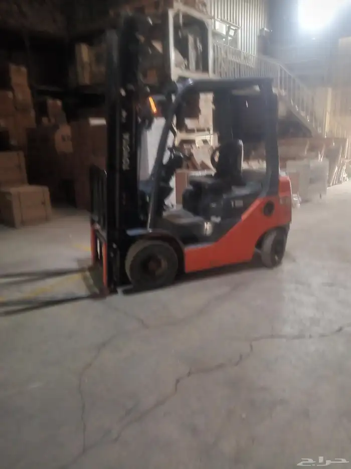 رافعات فوركلفت للايجار 4