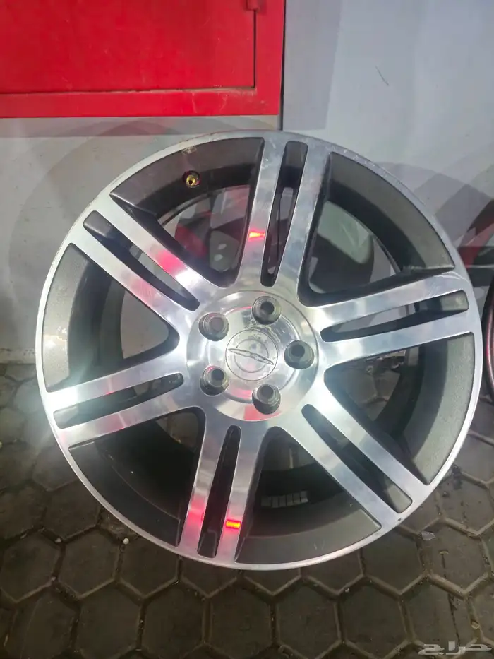 جنوط وكاله كرايزلر دودج مقاس 18 نظيفه 4