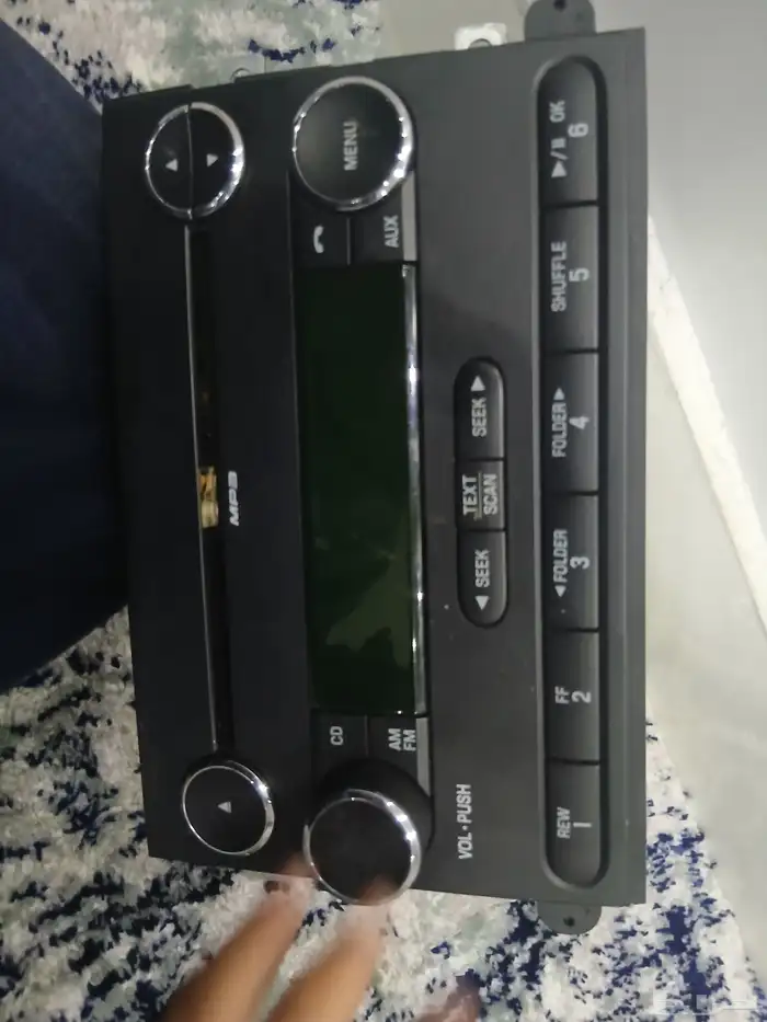 مسجل فرد اكسبلور للبيع نظيف على الشرط 1