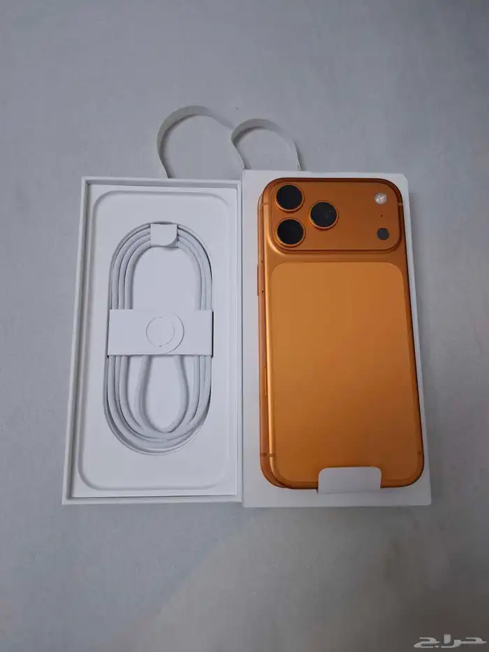 Iphone 17 pro max 256gb cosmic orange new only open box 4