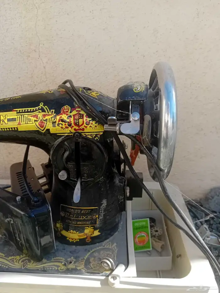 آلة خياطه مخزنة 2