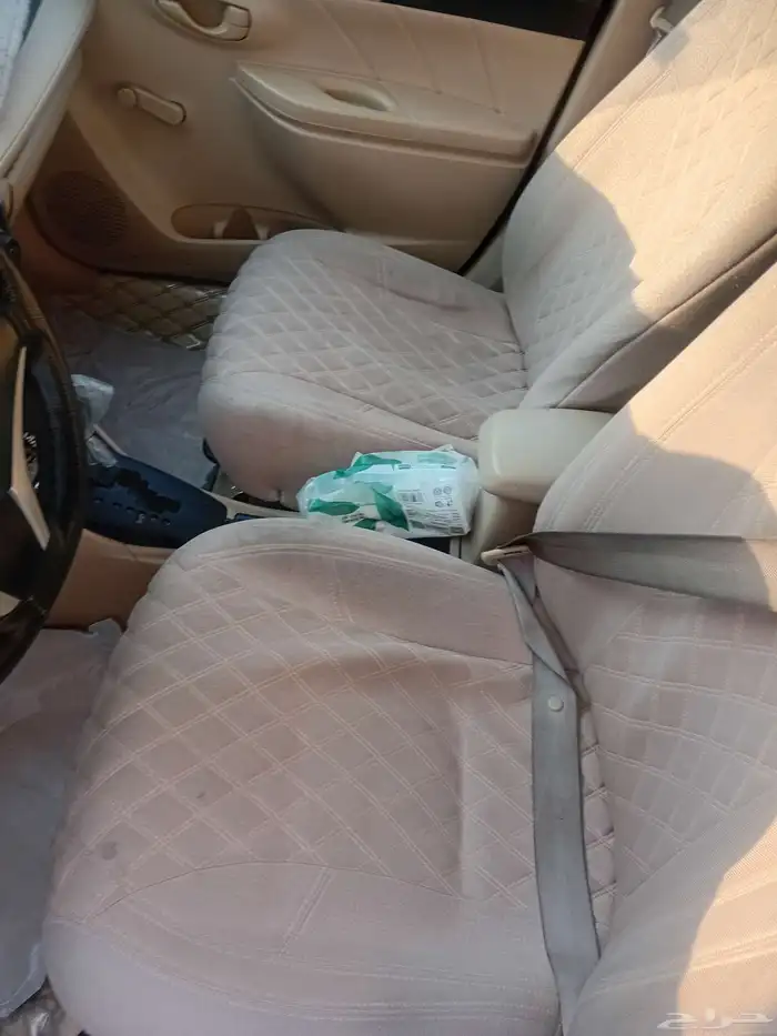 ياريس استاند قير اوتوتيك 4