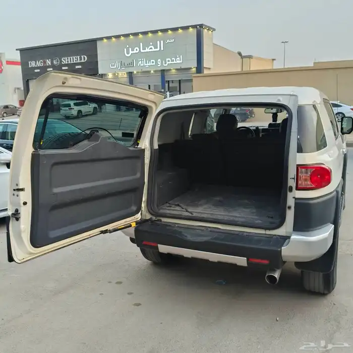 تويوتا اف جي موديل 2022 17