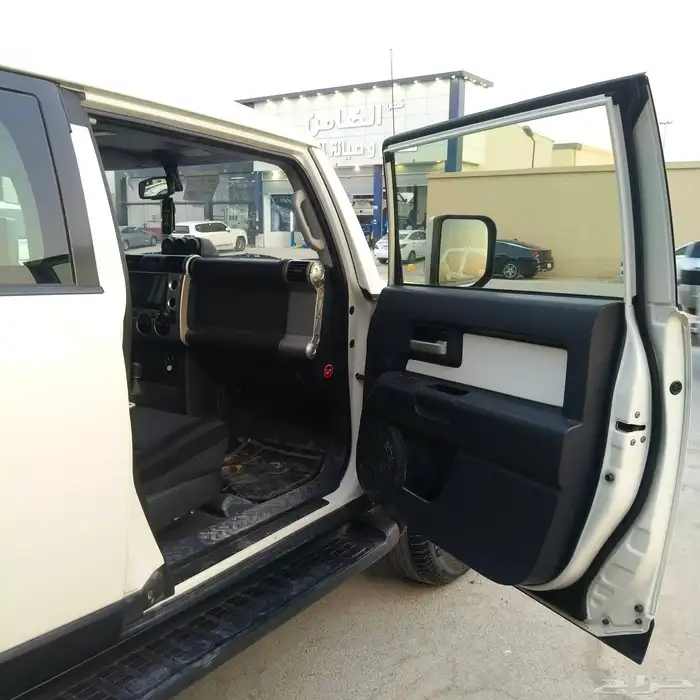 تويوتا اف جي موديل 2022 12